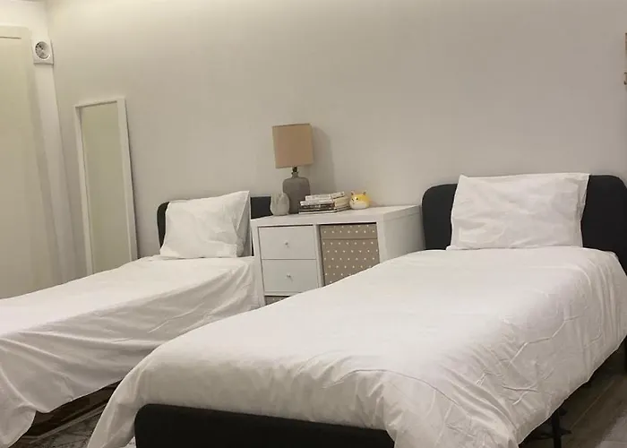 Cozy & Charming In Estrela Lisboa