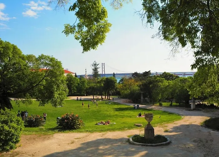 Cozy & Charming In Estrela Apartamento Lisboa