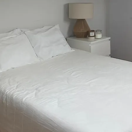 Cozy & Charming In Estrela * Lisbon